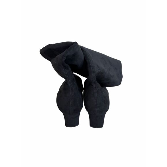 Splendid Black Heeled Boots - Picture 5 of 7